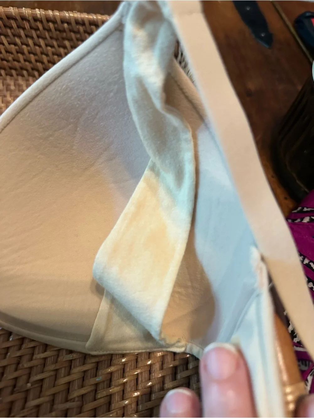 NWOT Nude Nursing Bra 32D Wireless Lined Maternity Breastfeeding Bra